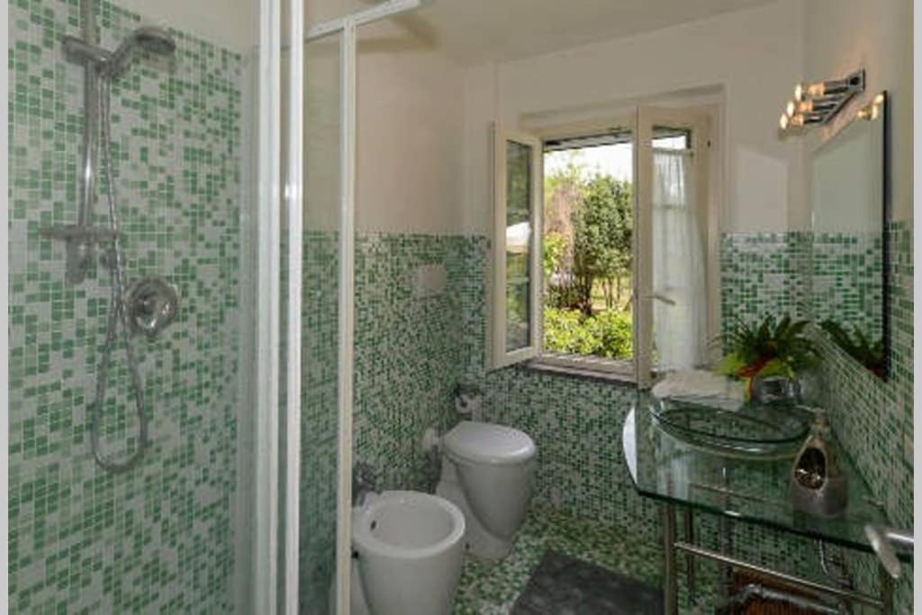 Villa Con Piscina Esclusiva Nel Verde ルッカ エクステリア 写真