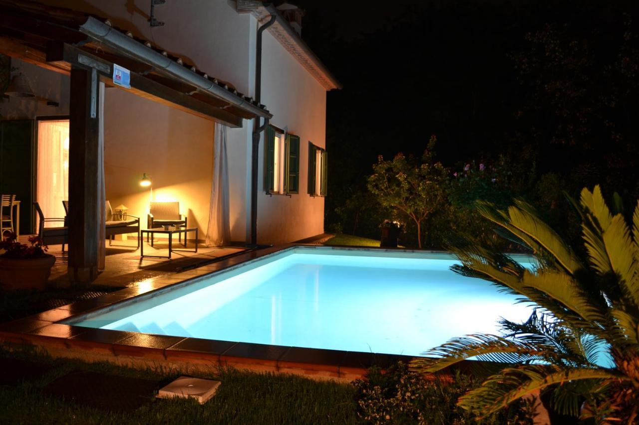 Villa Con Piscina Esclusiva Nel Verde ルッカ エクステリア 写真